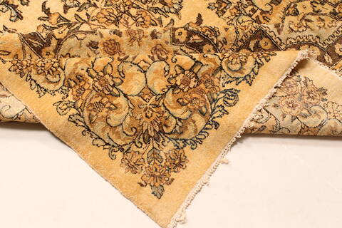 Kerman Beige Hand Knotted 139 X 2310  Area Rug 250-30656 Image 7