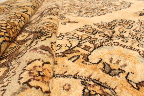 Kerman Beige Hand Knotted 139 X 2310  Area Rug 250-30656 Image 8