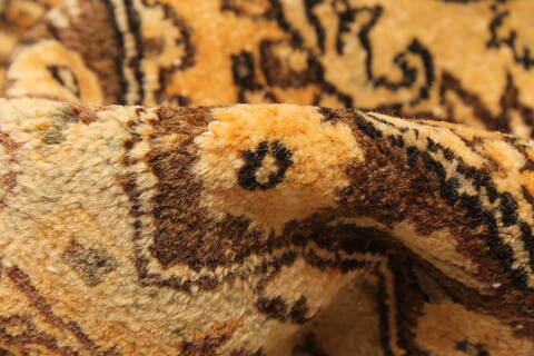 Kerman Beige Hand Knotted 139 X 2310  Area Rug 250-30656 Image 9