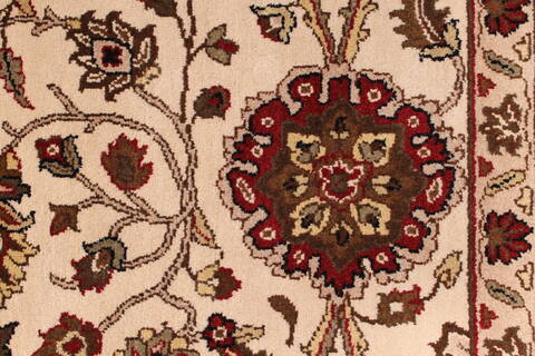 Jaipur White Hand Knotted 90 X 120  Area Rug 301-30712 Image 7