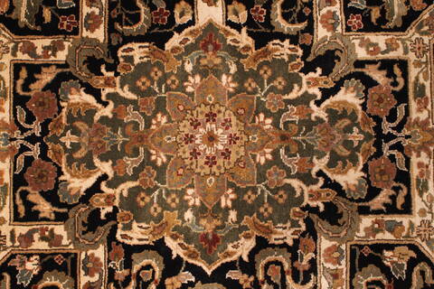 Jaipur Black Hand Knotted 90 X 119  Area Rug 301-30714 Image 7