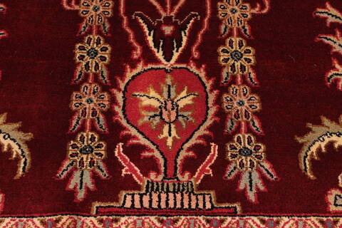 Sarouk Red Hand Knotted 810 X 121  Area Rug 301-30755 Image 9