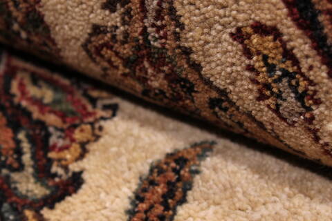 Sarouk Beige Hand Knotted 91 X 121  Area Rug 301-30780 Image 8