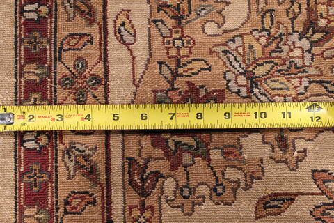 Sarouk Beige Hand Knotted 91 X 121  Area Rug 301-30780 Image 9