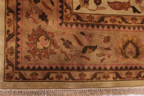Kashan Beige Hand Knotted 86 X 115  Area Rug 301-30818 Image 1