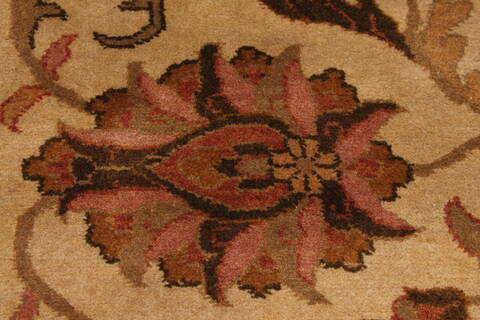Kashan Beige Hand Knotted 86 X 115  Area Rug 301-30818 Image 8