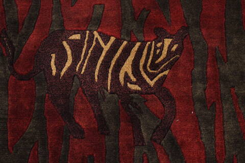 Indo-Tibetan Red Hand Knotted 89 X 115  Area Rug 301-30833 Image 6