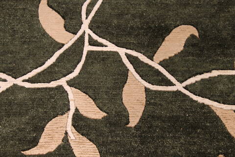 Indo-Tibetan Green Hand Knotted 89 X 119  Area Rug 301-30839 Image 7