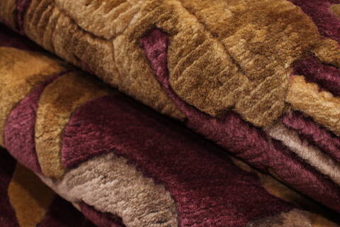 Indo-Tibetan Red Hand Knotted 93 X 121  Area Rug 301-30846 Image 3