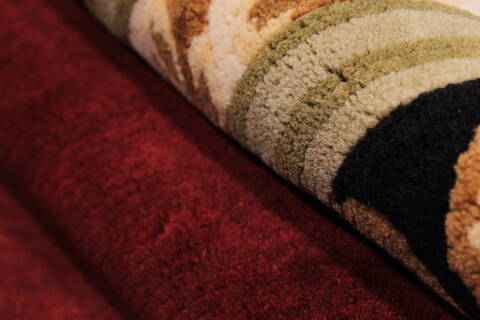 Modern Red Hand Knotted 87 X 118  Area Rug 301-30852 Image 2