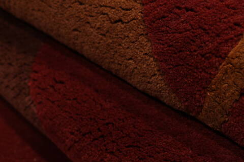 Indo-Tibetan Red Hand Knotted 93 X 121  Area Rug 301-30861 Image 2