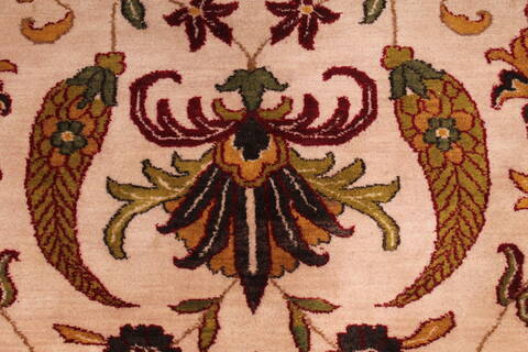 Sarouk Beige Hand Knotted 911 X 138  Area Rug 301-30921 Image 8