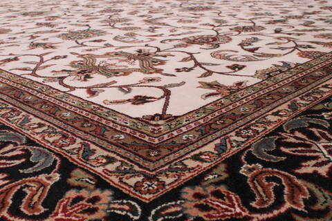 Kashan Beige Hand Knotted 121 X 150  Area Rug 301-30955 Image 2