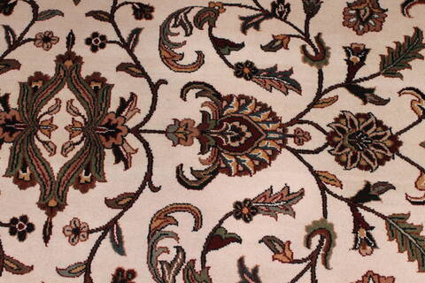 Kashan Beige Hand Knotted 121 X 150  Area Rug 301-30955 Image 7