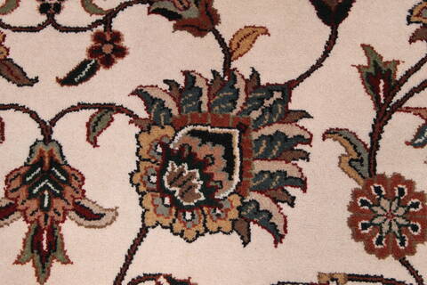 Kashan Beige Hand Knotted 121 X 150  Area Rug 301-30955 Image 9