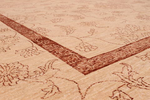 Agra Beige Hand Knotted 101 X 149  Area Rug 301-30992 Image 2