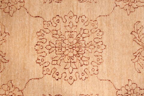 Agra Beige Hand Knotted 101 X 149  Area Rug 301-30992 Image 3