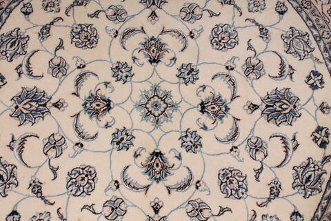 Nain Beige Round Hand Knotted 410 X 410  Area Rug 254-32025 Image 2
