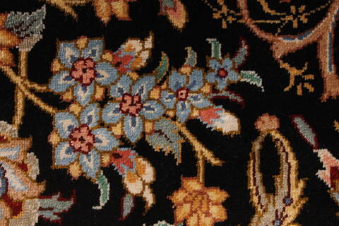 Qum Beige Hand Knotted 45 X 611  Area Rug 254-32083 Image 9