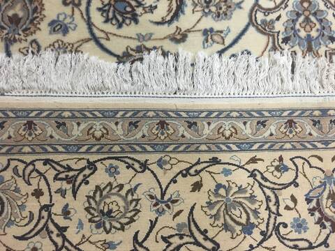 Nain White Hand Knotted 85 X 112  Area Rug 400-74426 Image 3