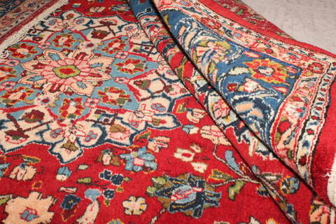 Kashan Red Hand Knotted 43 X 65  Area Rug 400-74435 Image 4