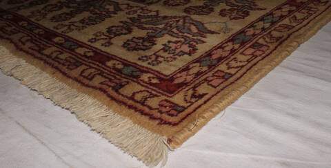 Hereke Red Hand Knotted 47 X 65  Area Rug 400-74445 Image 1