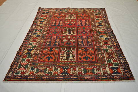 Bakhtiar Red Hand Knotted 50 X 67  Area Rug 100-74742 Image 3
