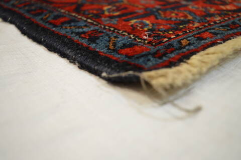 Sanandaj Red Hand Knotted 40 X 410  Area Rug 100-74765 Image 2
