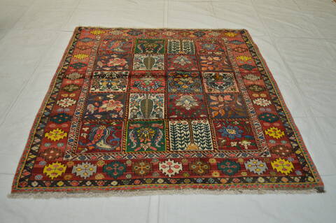 Bakhtiar Multicolor Hand Knotted 410 X 511  Area Rug 100-74772 Image 4