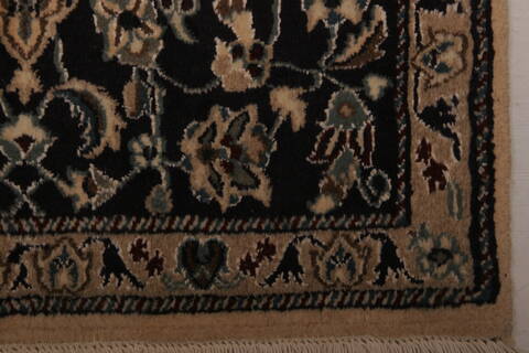 Nain Blue Hand Knotted 29 X 43  Area Rug 100-74801 Image 4