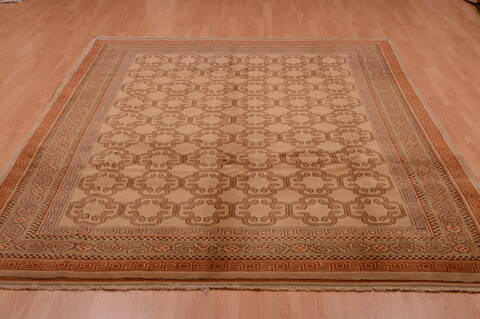 Shiraz Brown Hand Knotted 67 X 93  Area Rug 100-74846 Image 3