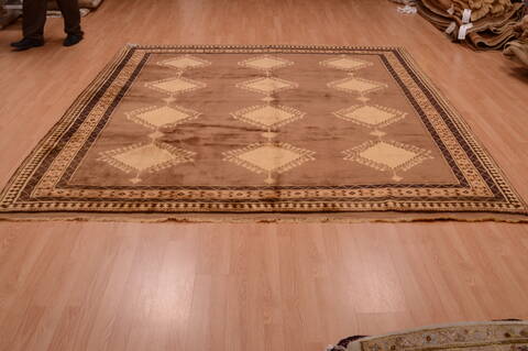 Shiraz Brown Hand Knotted 83 X 90  Area Rug 100-74858 Image 7