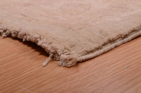 Chobi Beige Hand Knotted 90 X 122  Area Rug 100-75048 Image 4