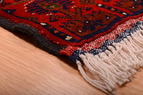 Khan Mohammadi Red Hand Knotted 66 X 95  Area Rug 100-75172 Image 3