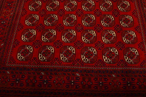 Khan Mohammadi Red Hand Knotted 66 X 95  Area Rug 100-75172 Image 4