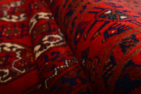 Khan Mohammadi Red Hand Knotted 66 X 95  Area Rug 100-75172 Image 5