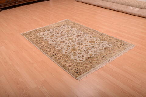 Jaipur Beige Hand Knotted 41 X 60  Area Rug 100-75277 Image 4