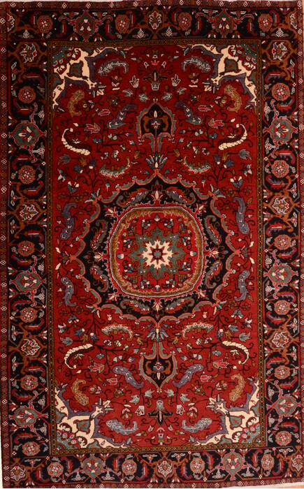 Heriz Red Hand Knotted 70 X 113  Area Rug 100-75328 Image 0
