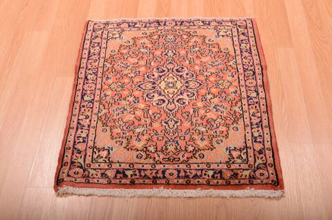 Sarouk Red Square Hand Knotted 22 X 25  Area Rug 100-75392 Image 4