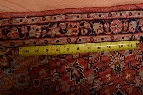 Sarouk Red Square Hand Knotted 22 X 25  Area Rug 100-75392 Image 6