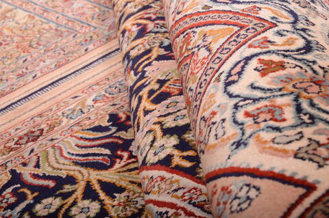 Kashmir Multicolor Hand Knotted 40 X 60  Area Rug 100-75456 Image 3