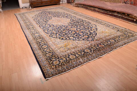Kashan Blue Hand Knotted 98 X 175  Area Rug 100-75971 Image 14