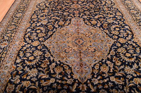 Kashan Blue Hand Knotted 98 X 175  Area Rug 100-75971 Image 16