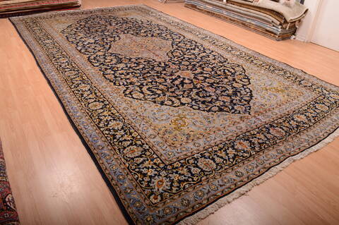 Kashan Blue Hand Knotted 98 X 175  Area Rug 100-75971 Image 3