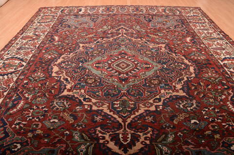Bakhtiar Red Hand Knotted 1010 X 145  Area Rug 100-75975 Image 14