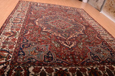 Bakhtiar Red Hand Knotted 1010 X 145  Area Rug 100-75975 Image 4