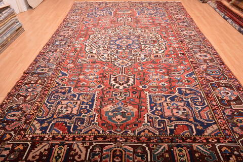 Bakhtiar Brown Hand Knotted 98 X 151  Area Rug 100-76290 Image 2