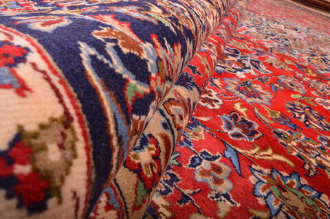Najaf-abad Red Hand Knotted 96 X 156  Area Rug 100-76315 Image 13