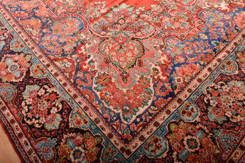 Moshk Abad Red Hand Knotted 106 X 166  Area Rug 100-76325 Image 10