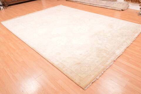 Oushak Beige Hand Knotted 89 X 118  Area Rug 100-76400 Image 15